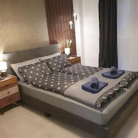 Pleasantstay City Appartement Salonic Exterior foto