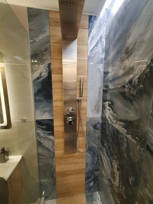 Pleasantstay City Appartement Salonic Exterior foto